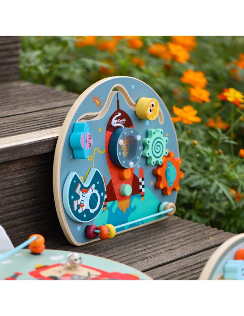 drewniana tablica edukacyjna 6w1 – zabawa i rozwój dziecka